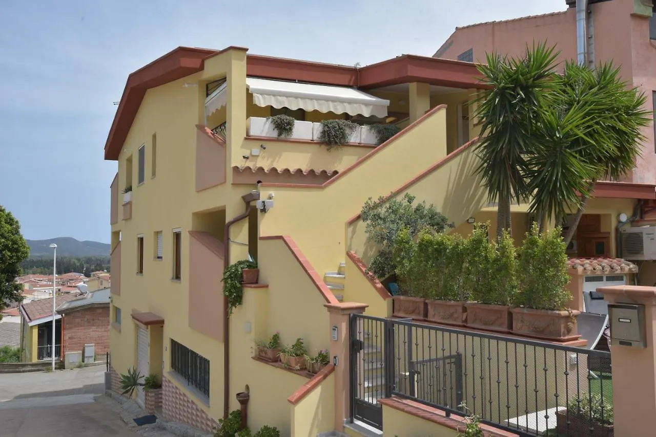 Vicocolli Rooms Muravera 0*,